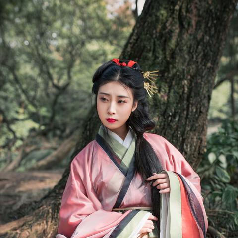 宠妾日常最新动态报告，作死行为揭秘