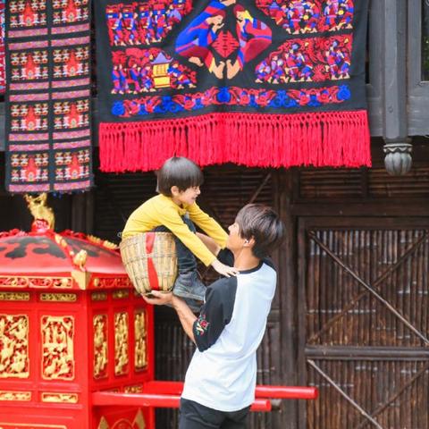 最新一季爸爸去哪儿，家庭与成长的温馨之旅回顾