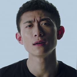 张一山最新照片曝光，演艺事业持续火热背后的故事