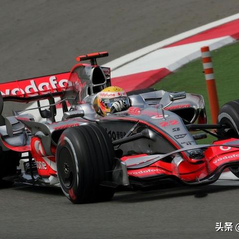 揭秘未来F1赛车革新动态，展望2025速度与革新展望