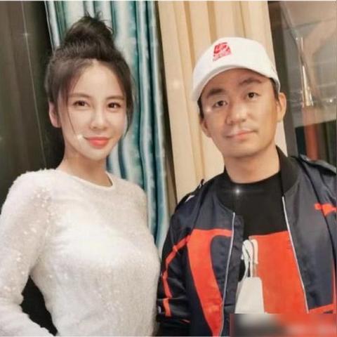 王宝强新女友曝光，感情生活引关注